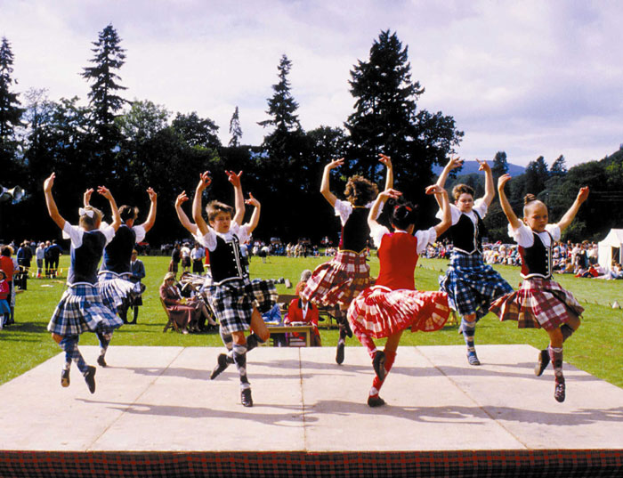 Highland-Dancers.jpg